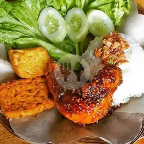 Gambar Makanan Nasi Bebek Mercon Khas Madura 6