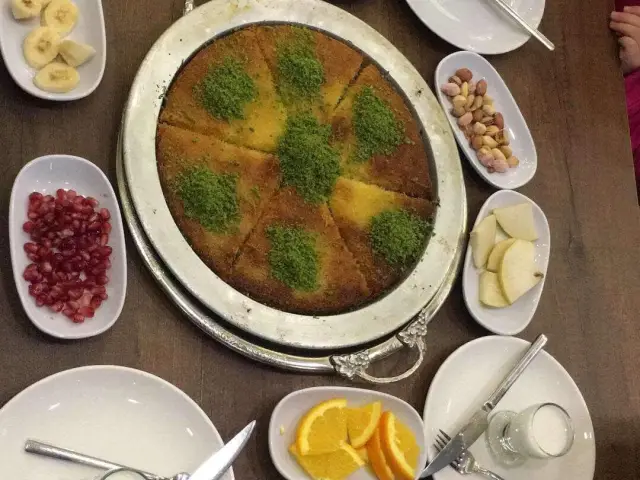 Ehdişam Künefe'nin yemek ve ambiyans fotoğrafları 28