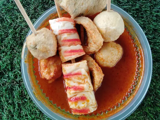 Oden Tom Yam Kaw