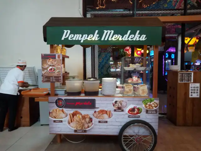 Gambar Makanan Pempek Merdeka 7