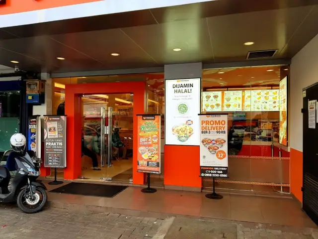 Gambar Makanan yoshinoya 77