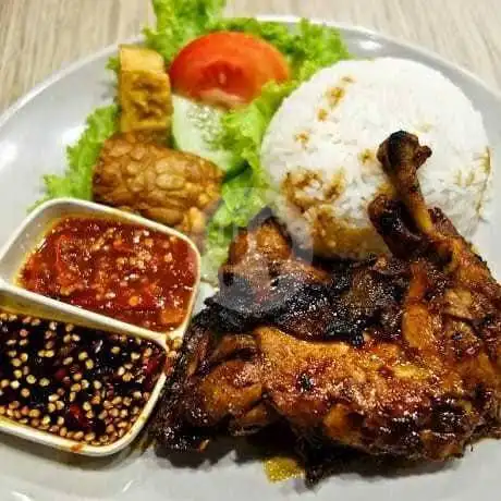 Gambar Makanan Pecel Lele Ayam Bakar MORO TRESNO, Kp Kongsi 3
