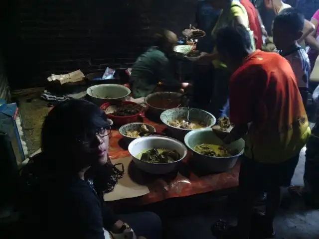 Gambar Makanan Gudeg & Mangut Lele Geneng Mbah Marto 8