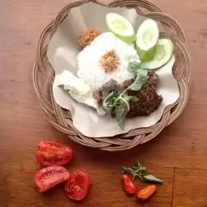 Gambar Makanan NASI BEBEK RICA RICA KHAS MADURA 1