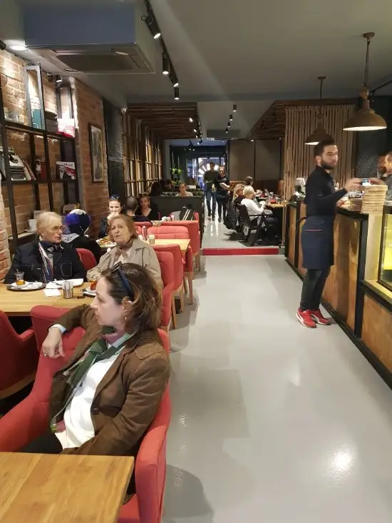 Sir Winston Cafe'nin yemek ve ambiyans fotoğrafları 7