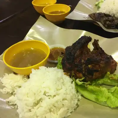 Nasi Daging Air Asam