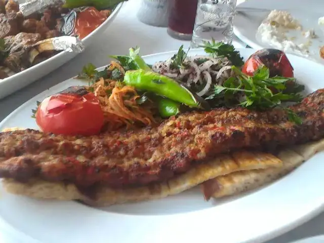 Harbi Adana Kebap & kaburga'nin yemek ve ambiyans fotoğrafları 52