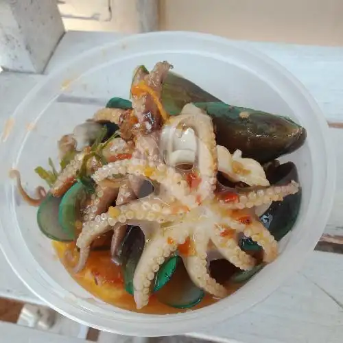Gambar Makanan Pawon Seafood Jebres, Brigjen Katamso 13