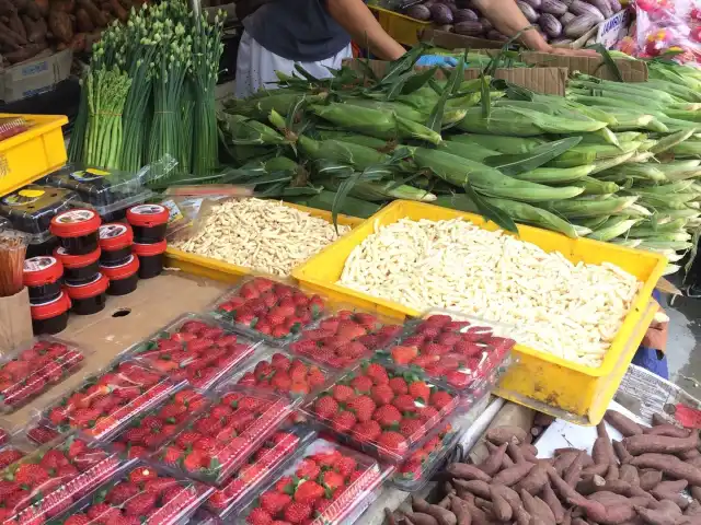 Fresh Fruits & Vegetable Stalls Food Photo 15