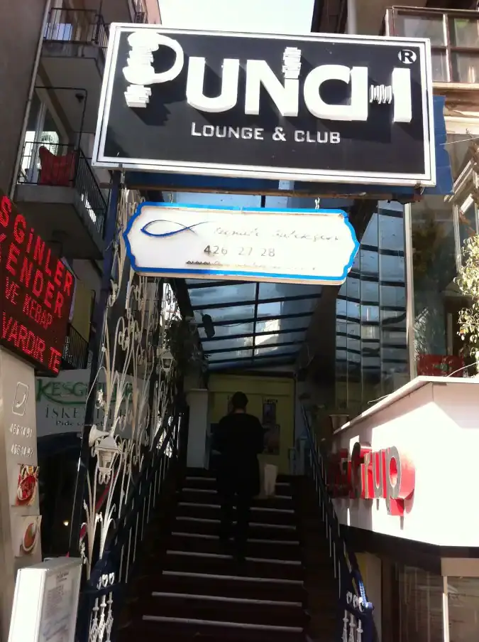 Punch Lounge & Club
