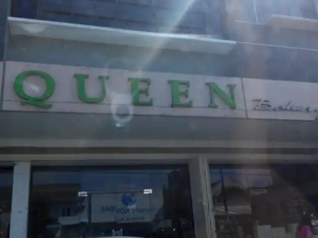 Gambar Makanan Queen Bakery 2