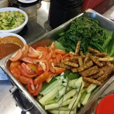 Beijing BBQ Steamboat Buffet