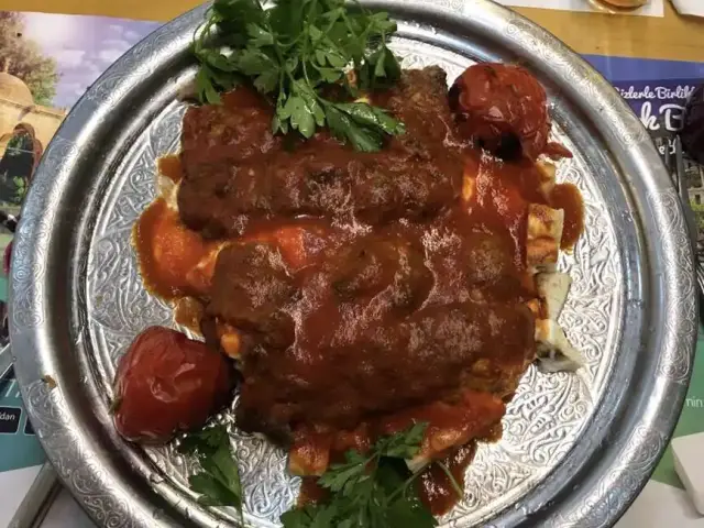 Urfa Anzelha Sofrası'nin yemek ve ambiyans fotoğrafları 4
