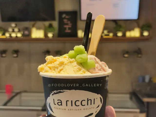 Gambar Makanan La Ricchi Ice Cream 11