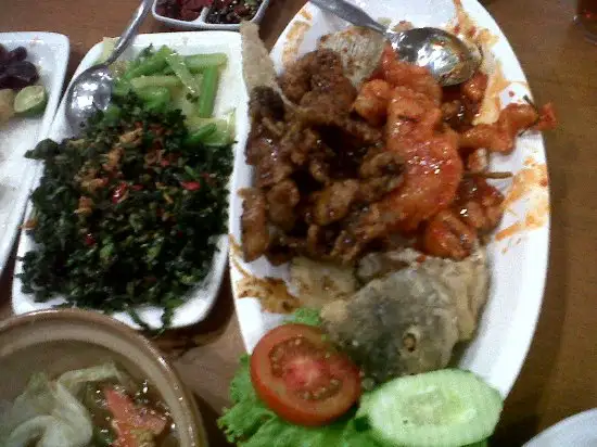 Gambar Makanan Restoran & Lesehan Alam Sari 10