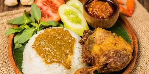 Ayam Goreng dan Bebek Ibu Ani