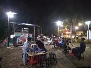 BURGER BUDAK PAROI