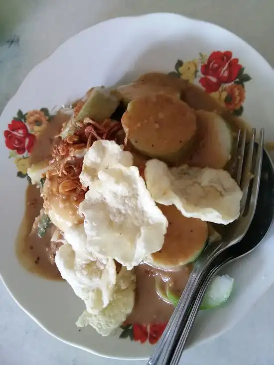 Gambar Makanan Gado-Gado Bon-Bin 7