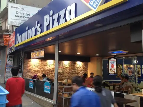 Domino's Pizza Sirkeci'nin yemek ve ambiyans fotoğrafları 2
