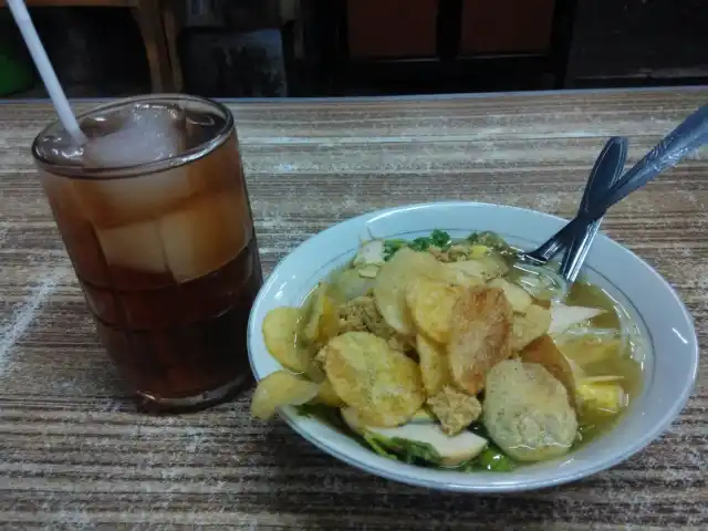 Gambar Makanan Soto Ayam Pak Hartono 14