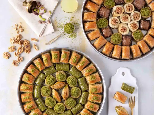 Karaköy Güllüoğlu'nin yemek ve ambiyans fotoğrafları 8