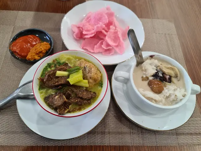 Gambar Makanan Nasi Kapau Langganan 11