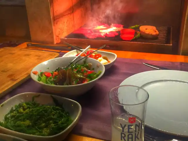 Pirzola Steak House'nin yemek ve ambiyans fotoğrafları 13