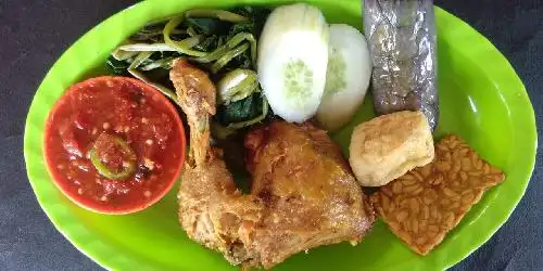 Warung Krisna Banyuwangi, Pudak