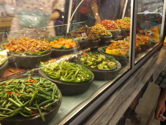 Gambar Makanan Warung Nasi Pedas Spesial Sambal 2