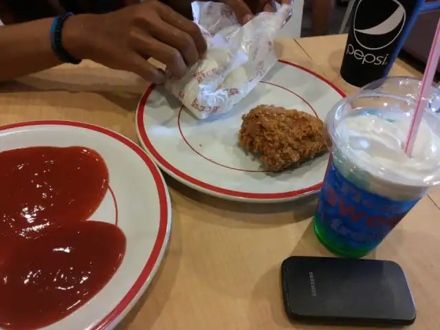 Gambar Makanan KFC Q Mall 4