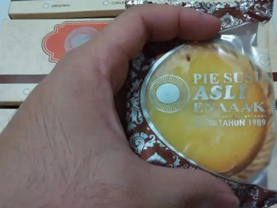 Kue Pie Susu Asli Enaak