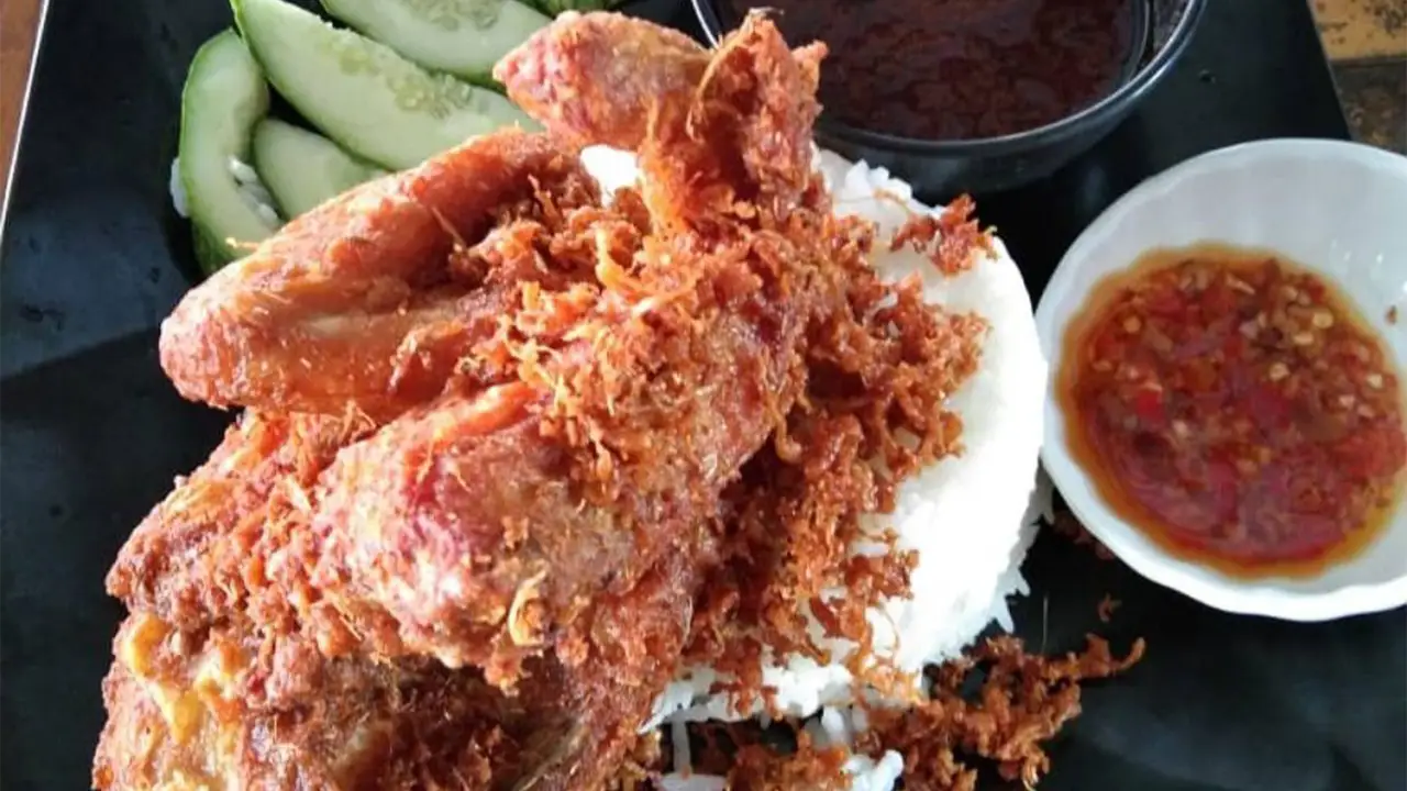 Nasi Kukus Line Clear