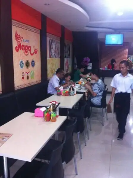 Gambar Makanan Bakmi Naga Resto 16