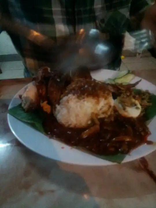 Nasi Lemak Famous Food Photo 8