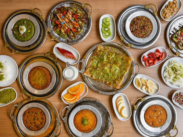Gaziantep Şehzade Künefe & Katmer'nin yemek ve ambiyans fotoğrafları 1