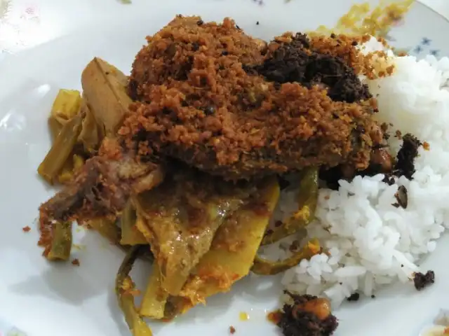 Gambar Makanan Nasi Kapau Uni Lis 9