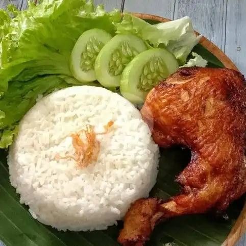 Gambar Makanan Ayam Goreng Judes, Jl.siwalankerto VI No 106 3