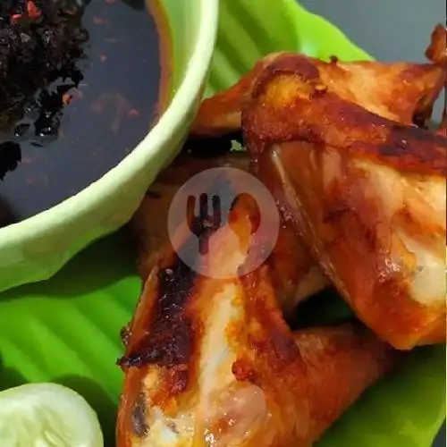 Gambar Makanan Bebek Cak Hom Sambal Hitam Khas Madura Tegal Parang 3