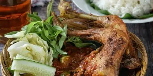 Sambel Petir Bagindo Yonar, Pd. Betung