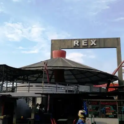 Rex Peunayong