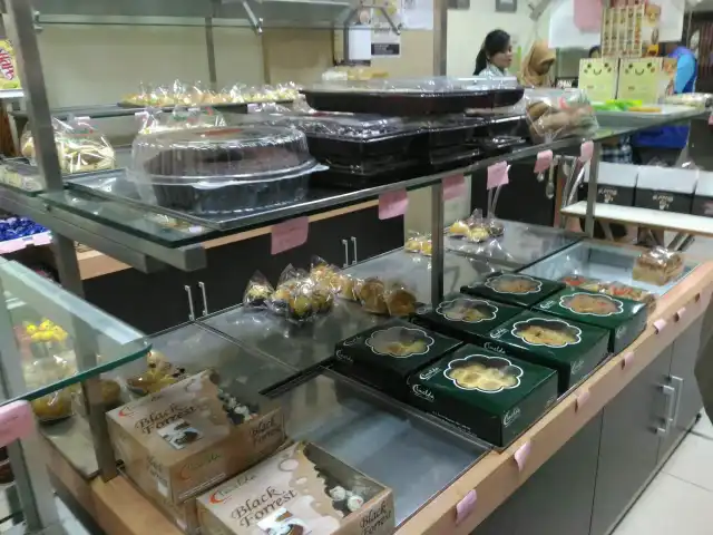 Gambar Makanan Imelda Cake & Bakery 1