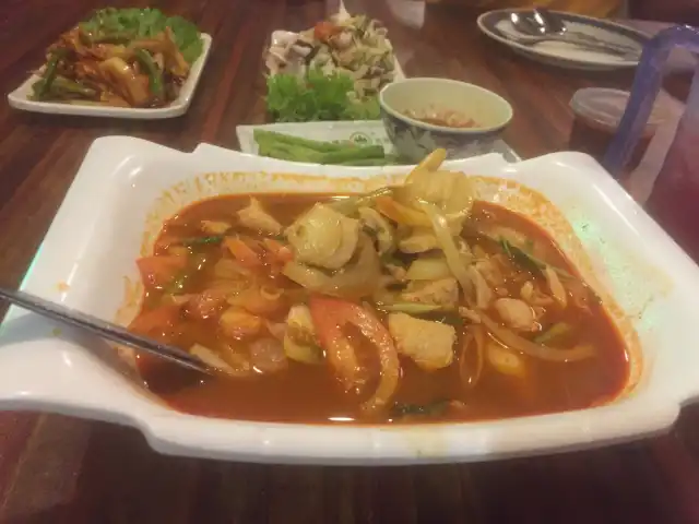 Sunita Tomyam & Seafood Food Photo 11