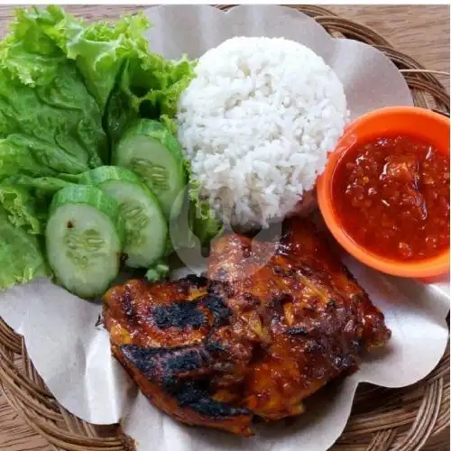 Gambar Makanan Ayam Penyet Warung Pojok, Kelinci Raya 4