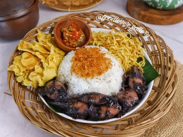 Gambar Makanan Nasi Cumi Hitam Madura Pak Kris 11