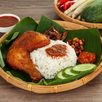 GERAI NASI AYAM DARA (BSI)