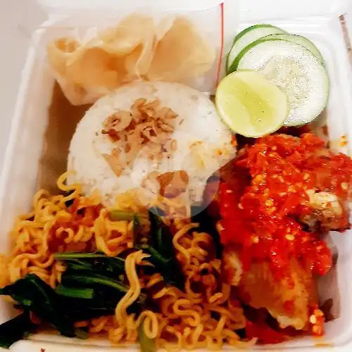 Gambar Makanan Nasi Goreng Kedai Zhifa, Bontoala 9