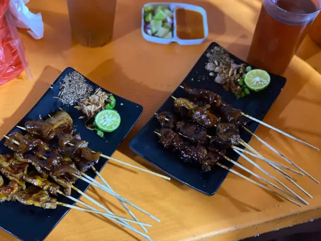 Gambar Makanan Iga Bakar & Sate Babi Asoei 3