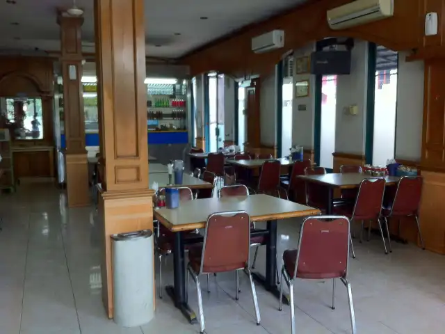 Gambar Makanan Restoran Sederhana 2