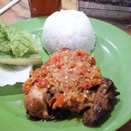 Gambar Makanan Ayam Bakar Nemat 3