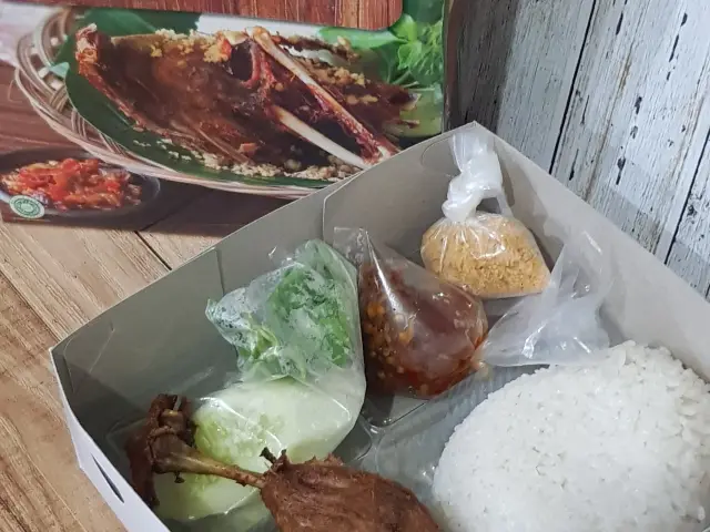 Gambar Makanan Bebek Kaleyo 2